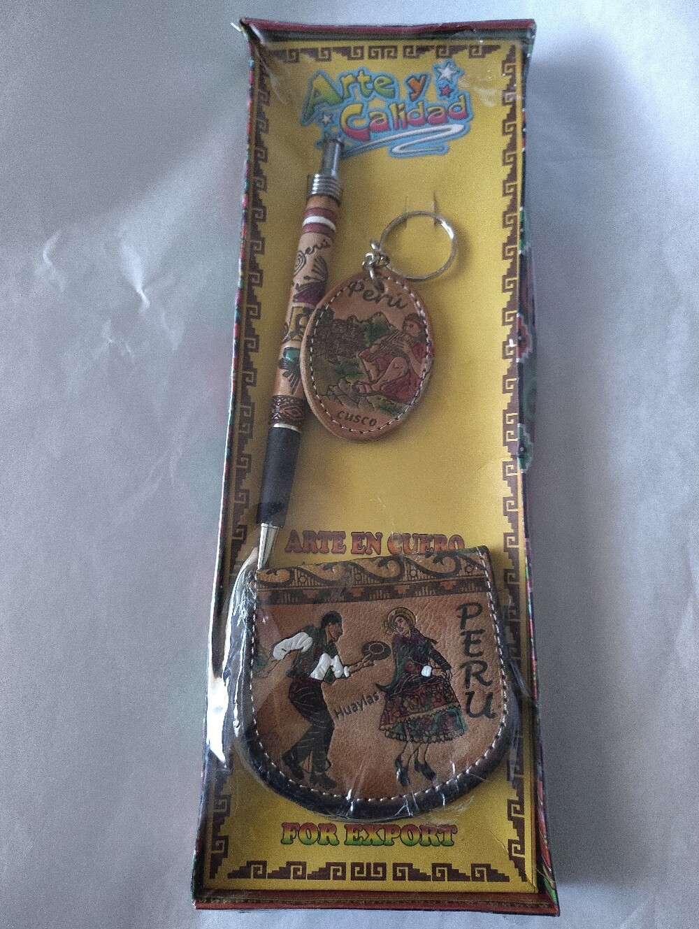 Vtg Peruvian Hand Tooled Leather Souvenir Set Pen Keychain Pouch Cusco Folk Art